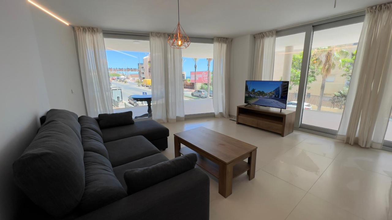 فوينخيرولا 2Bedroom Beach Front Unit Wave Collection المظهر الخارجي الصورة